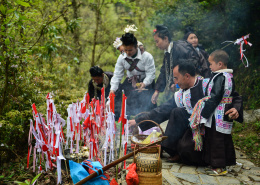 贵州苗族招龙祭祀3.jpg